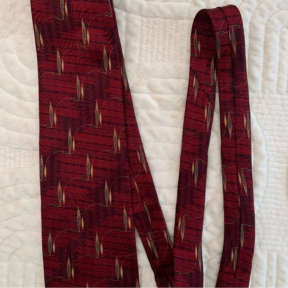 Bill Blass Black Label Red Silk Tie